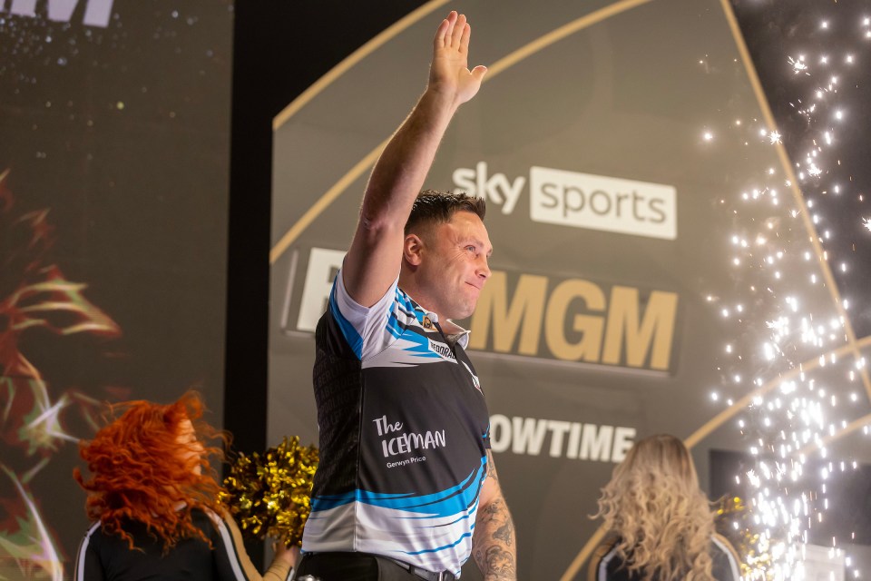 Price's change didn't bring him luck as he bowed out to Rob Cross