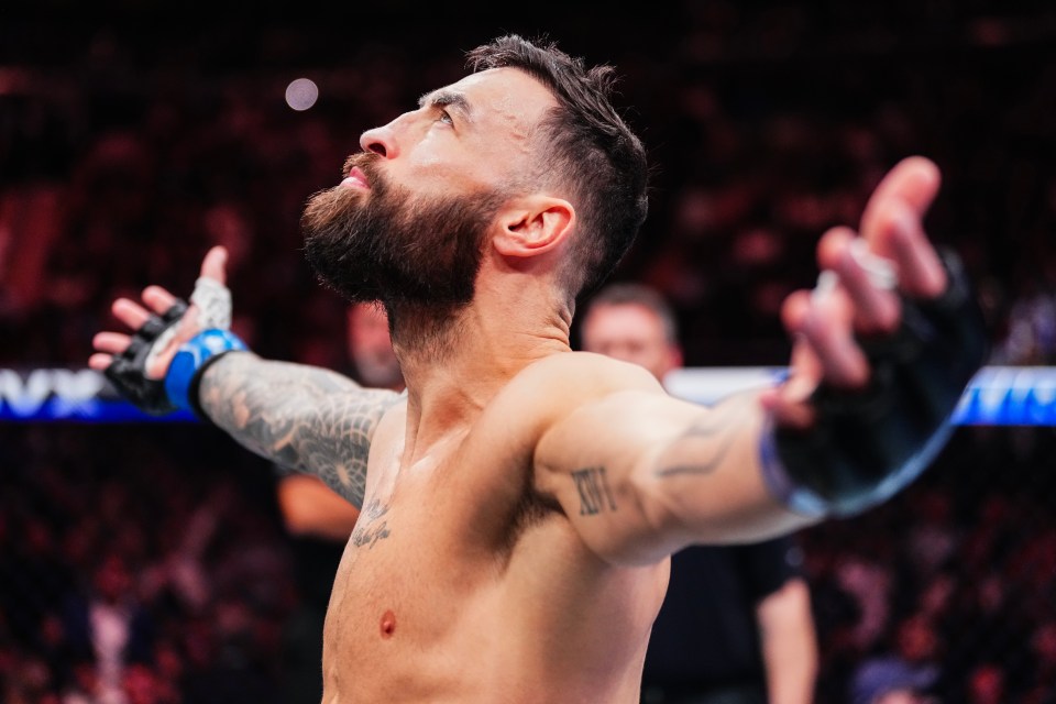 Craig is moving back to light heavyweight for a fight with Rodolfo Bellato at UFC Vegas 106 in May